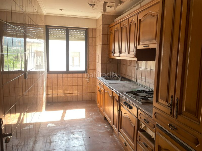 Foto c1fb596d-2b78-4886-930d-469261687089. Edifici a calle ramón y cajal 140 a Andosilla