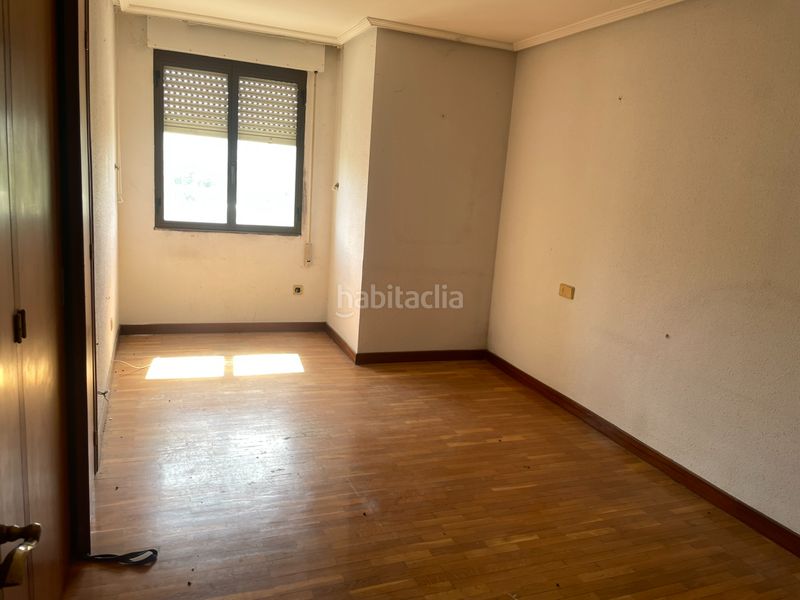 Foto ef49d9a2-1065-429e-a7a6-0406b2dd4795. Edifici a calle ramón y cajal 140 a Andosilla