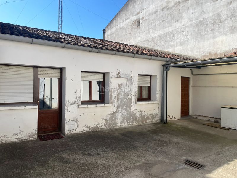 Foto 242e1e78-0faf-4299-a9b1-3d20e3c4eabf. Casa adossada amb calefacció aparcament a San Adrián