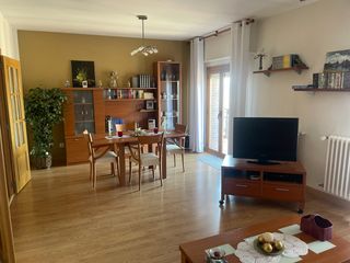 Pis a Calahorra. Amplia vivienda a 25 metros del ayuntamiento
