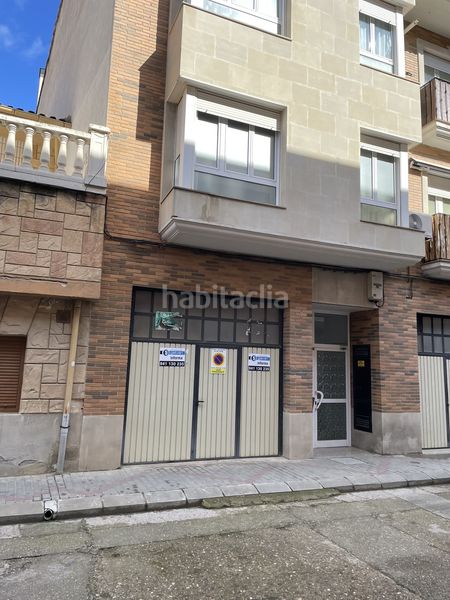 Foto 9355a4a0-e9d7-410e-993f-115b0bca6d6a. Local comercial a San Adrián