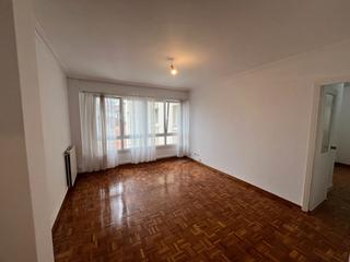 Miete Etagenwohnung in Rúa antonio viñes 2