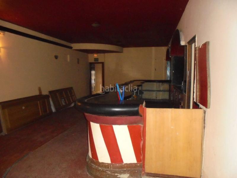 Foto a3d0af98-1486-47ca-b9f4-08662cc61e4d. Alquiler local comercial en rúa eugenio carré aldao 8 en Coruña (A)