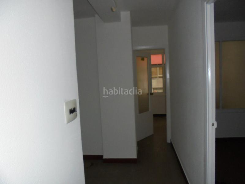 Foto b61029a2-7120-4dae-8a9e-6ef5bd1e21c3. Rent office space in rúa nicaragua 2 in San Pablo - Juan Flórez Coruña (A)