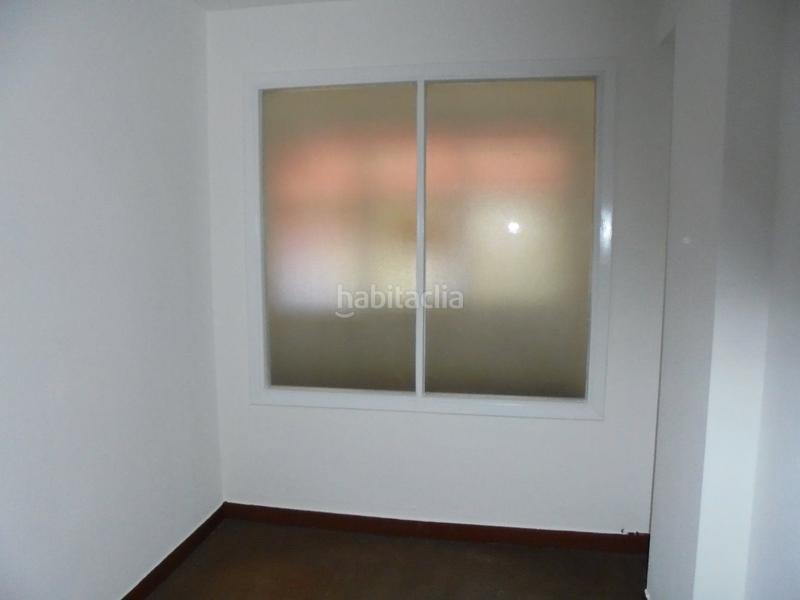 Foto e442a24d-559c-4793-a563-74fc7a51c95c. Rent office space in rúa nicaragua 2 in San Pablo - Juan Flórez Coruña (A)