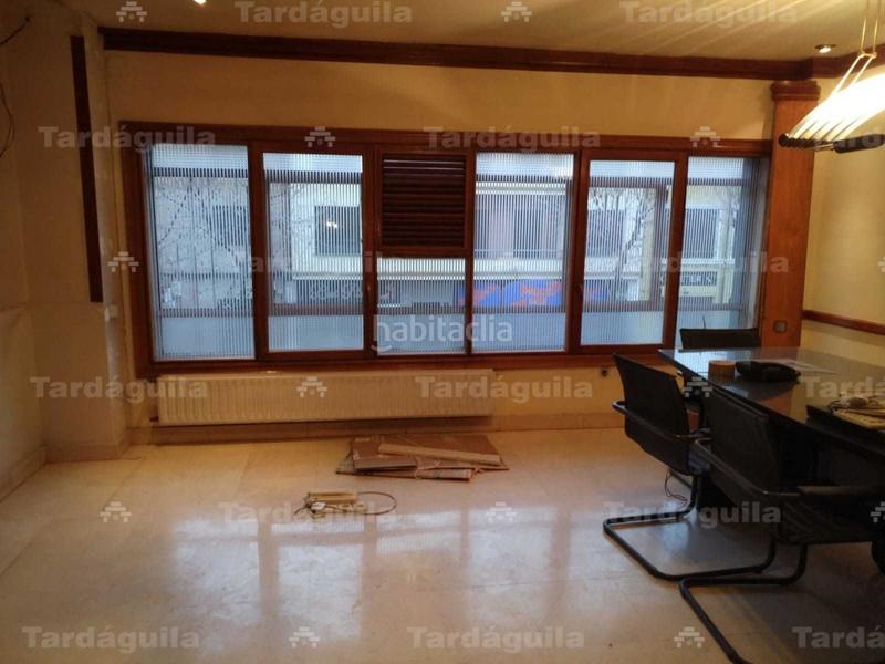 Foto c6f0ca5b-284f-47c0-8a9b-5ca0e1ae689c. Oficina excelentes oficinas en maria auxiliadora en Salamanca