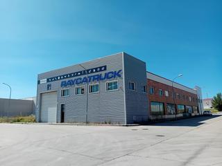 Location Bâtiment à usage industriel à Villares de la Reina. Alquiler taller mecánico de camiones en polígono los villares