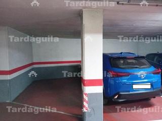 Autoparkplatz in Vidal. Plaza de garaje en gran capitan