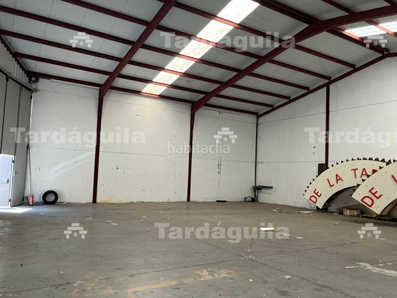 Foto fa576f34-a743-4c58-abf8-e4503021a073. Industrial building in calle primera 41 in San José - El Montalvo Salamanca