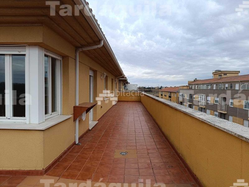 Foto 9f54f997-cb77-4287-abb8-d021bb08ecba. Àtic amb calefacció aparcament a Santa Marta de Tormes