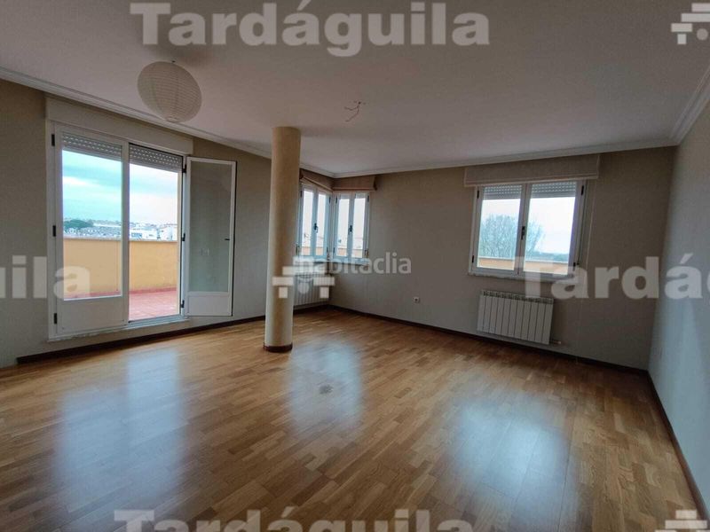 Foto ad004bff-8f57-481e-831d-15cf05e624e2. Àtic amb calefacció aparcament a Santa Marta de Tormes