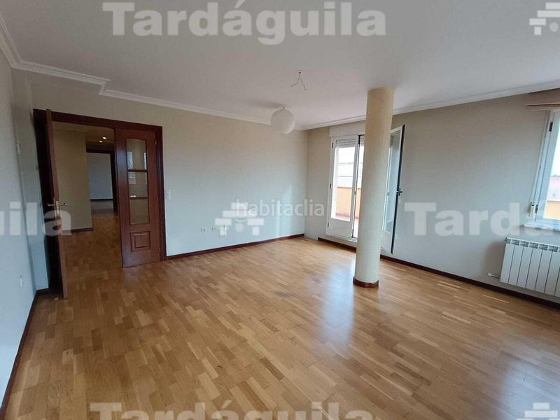 Foto d723b932-3a2a-475b-8f1d-9677e0b307cf. Àtic amb calefacció aparcament a Santa Marta de Tormes