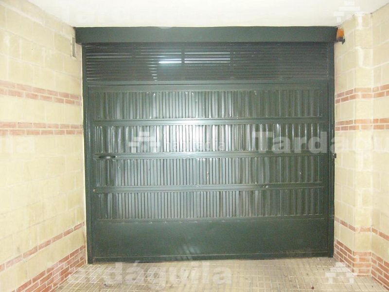 Foto ea3de317-7b8a-494c-bb0f-15657bf8f86e. Autoparkplatz in San Vicente - Las Úrsulas Salamanca