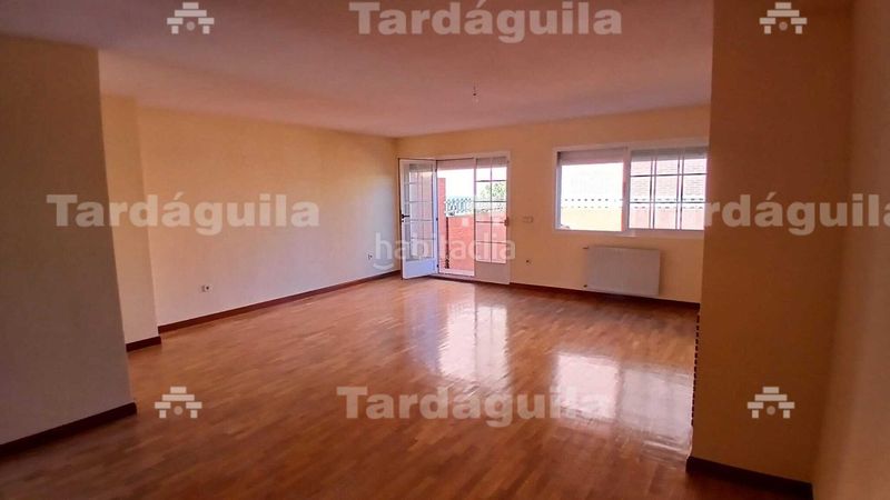 Foto 53dc6ed6-59fa-4642-b549-07911bc8045f. Chalet with parking in Villares de la Reina