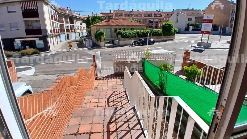 Foto 6ae00a36-bd97-4975-8872-5f46b9ec0207. Chalet with parking in Villares de la Reina