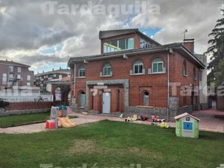 Chalet à Santa Marta de Tormes. Chalet individual con parcela de 1105 metros en santa marta de t