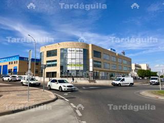 Nave industrial en Carbajosa de la Sagrada. Venta o alquiler de 1.000 m2 de local comercial en polígono mont