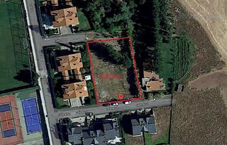 Terrain résidentiel à Villares de la Reina. Venta de parcela, urbanización el viso