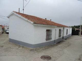 Masia  Calle fuente. Venta de casa en las  veguillas.