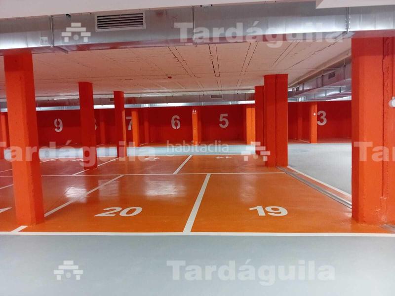 Foto be6d5dcf-25c4-4894-b8a2-2da800e1644f. Autoparkplatz in Pizarrales Salamanca