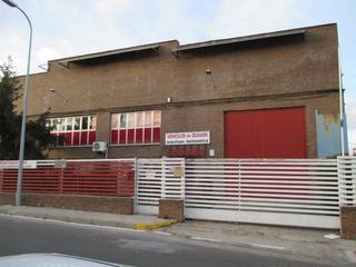 Location Bâtiment à usage industriel à Carbajosa de la Sagrada. Se alquila nave industrial, poligono montalvo i