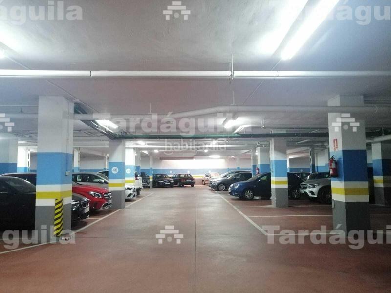 Foto ea96ab8e-e8d7-48f7-a619-f3e799b68075. Alquiler parking coche plaza de garaje para coche mediano, en alquiler en el paseo doctor torres villarroel en Salamanca