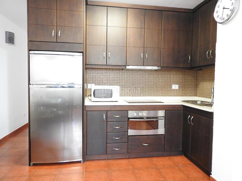 Foto 2a1d1c62-f7ec-4353-876d-5ca71f80ecce. Alquiler piso se alquila piso acogedor en la herradura, ! en Telde