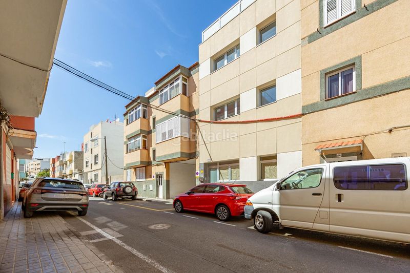 Foto a410689d-931c-41a2-918d-e67856046048. Pis a calle de finlandia 66b a la herradura - balcón de Telde Telde