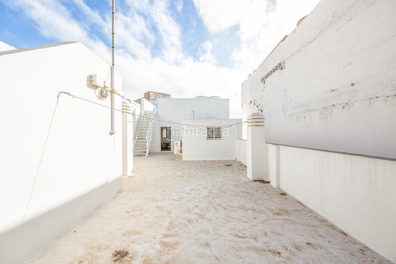 Foto d519e379-313c-4a4b-8d1d-d0100c3490f4. Haus in calle data 16 in San Gregorio Telde