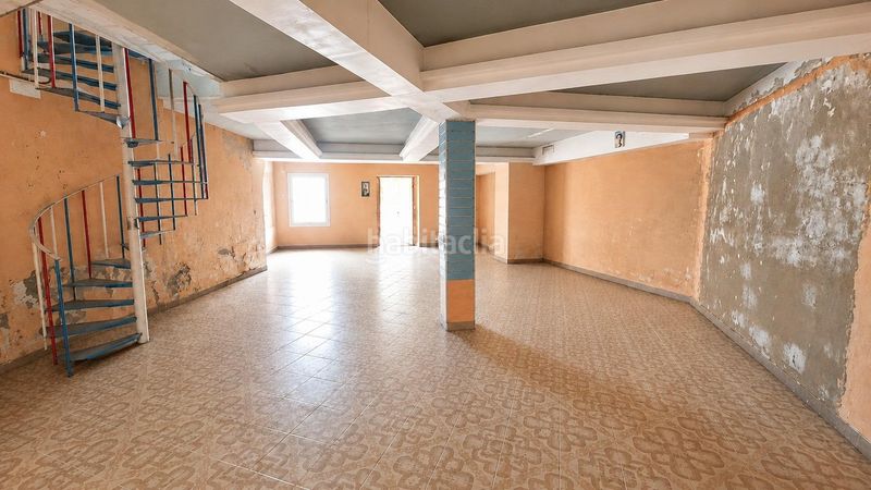 Foto ab2480e8-d550-4754-a461-ea6793d31916. Local commercial dans calle calle calderín lópez 13 dans Telde