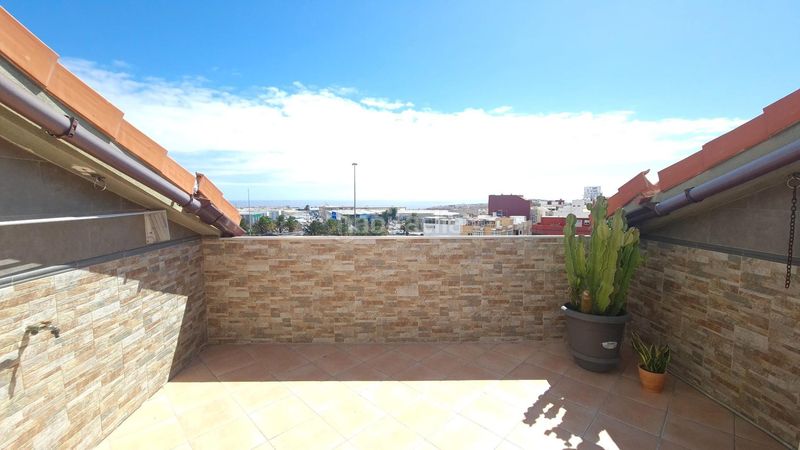 Foto fa67a868-305f-4675-8c35-f7f29b2b50ed. Miete etagenwohnung in calle ansite 7 in Callejón del Castillo - El Calero - Las Huesas Telde
