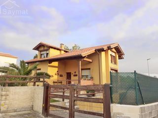 Chalet in San Vicente de la Barquera. En san vicente de la barquera