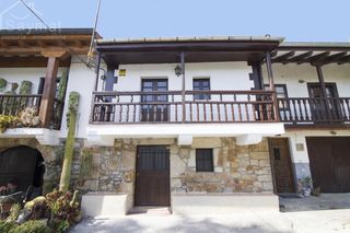 Casa a schiera in Güemes. En güemes