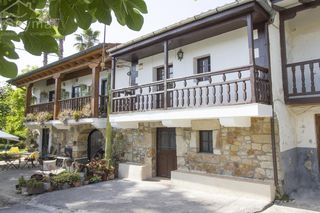 Casa a schiera in Güemes. En güemes
