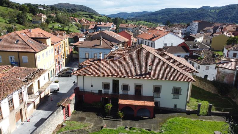 Foto bc21be0b-579c-4087-9aa0-fa75507d49b2. Casa en Salas - pz principe de asturias 1 casa palaciega en Salas