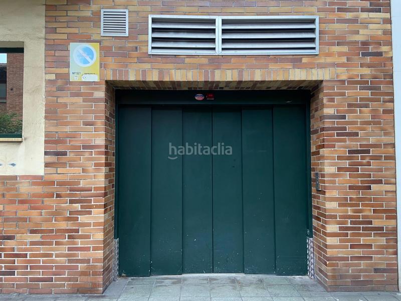 Foto e5c96080-5de0-433b-8e26-f523e4e0ebb0. Autoparkplatz in Gijón - cl mariano pola 29 in El Natahoyo Gijón
