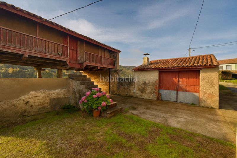 Foto 530e1fad-858b-40e2-a4b7-215452e52c54. Casa amb calefacció aparcament a Verdicio-Bañugues-Cabo Peña Gozón