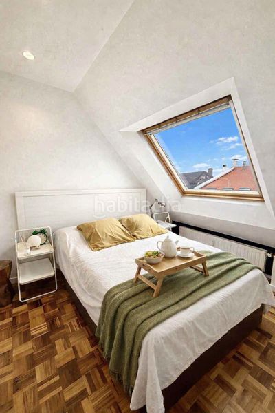 Foto 2478eb48-48e7-4420-a1a4-b26deb755f78. Àtic amb calefacció a La Ería Oviedo