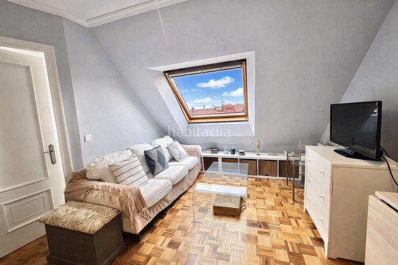 Foto 42b2c607-dbe6-4f70-b01b-aaeddafec39a. Àtic amb calefacció a La Ería Oviedo