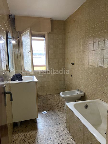 Foto 03019496-3fd4-4f43-a2ce-1472e8c289a6. Piso en Gijón - cl gran capitan 31 piso para reformar calle gran capitán vistas despejadas en Gijón