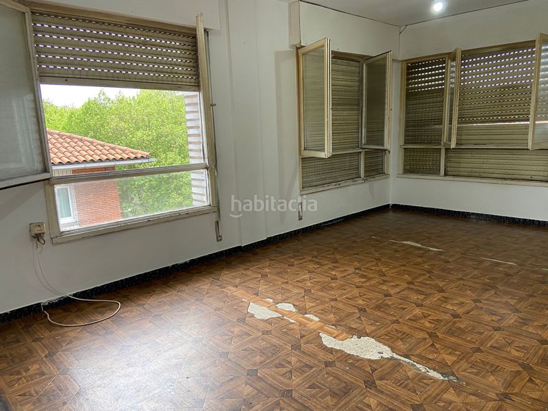 Foto 11d4e280-3ce1-4dd4-ade7-c8814d07673c. Piso en Gijón - cl gran capitan 31 piso para reformar calle gran capitán vistas despejadas en Gijón