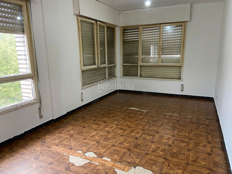 Foto 19fb0be7-c01a-432e-b688-542ccd9fa9ce. Piso en Gijón - cl gran capitan 31 piso para reformar calle gran capitán vistas despejadas en Gijón