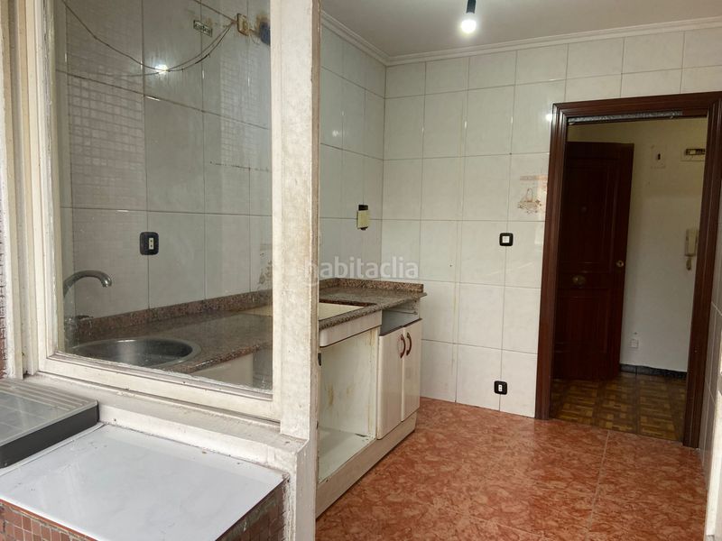 Foto 85cacc6b-3e0d-430b-a505-f741ed664ea7. Piso en Gijón - cl gran capitan 31 piso para reformar calle gran capitán vistas despejadas en Gijón