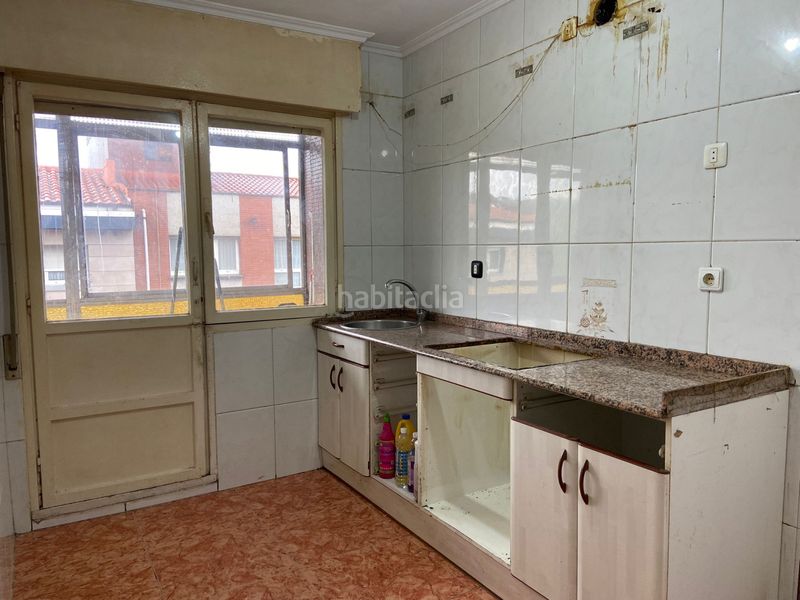Foto c4cba4c9-fb56-4581-aa0d-bddc1d31f83c. Piso en Gijón - cl gran capitan 31 piso para reformar calle gran capitán vistas despejadas en Gijón