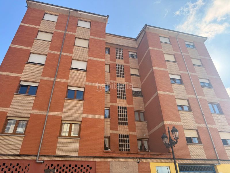 Foto 063d01e3-d370-45b6-bae3-216fac9c1261. Pis amb calefacció aparcament a Huca - La Cadellada Oviedo