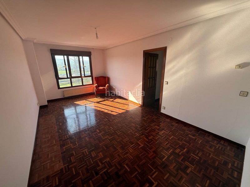 Foto 4498ba4b-7726-48c2-92ea-c4db95849eed. Pis amb calefacció aparcament a Huca - La Cadellada Oviedo