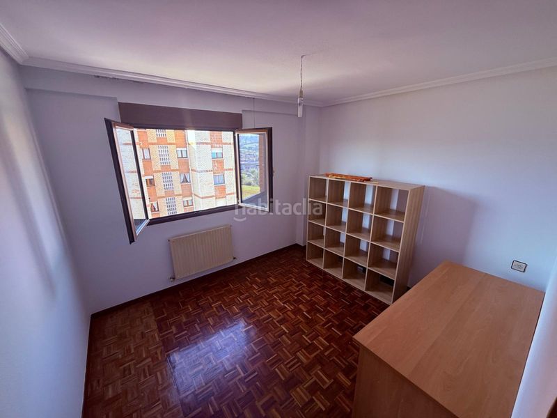 Foto 9b3fb008-542d-4b35-9895-410504dd7411. Pis amb calefacció aparcament a Huca - La Cadellada Oviedo