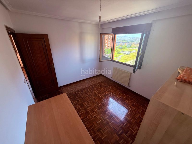 Foto a8f8f729-6573-470c-bcf0-2c5d58e62cd9. Pis amb calefacció aparcament a Huca - La Cadellada Oviedo