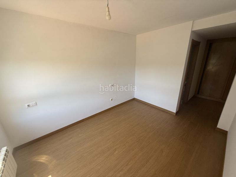 Foto d2493729-8820-4bea-8ca4-7956590ff184. Flat with heating parking in Villalegre - La Luz Avilés