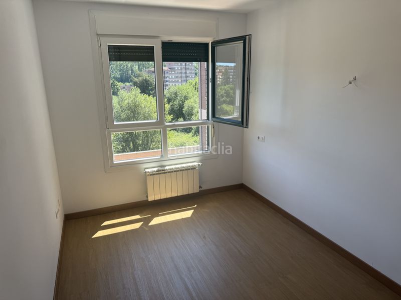 Foto ecdab160-c7a1-4e08-a6be-ceb276a44c2d. Flat with heating parking in Villalegre - La Luz Avilés